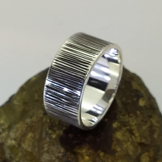Anillo Hombre Rayado 01 -004 tallerjoyero.cl