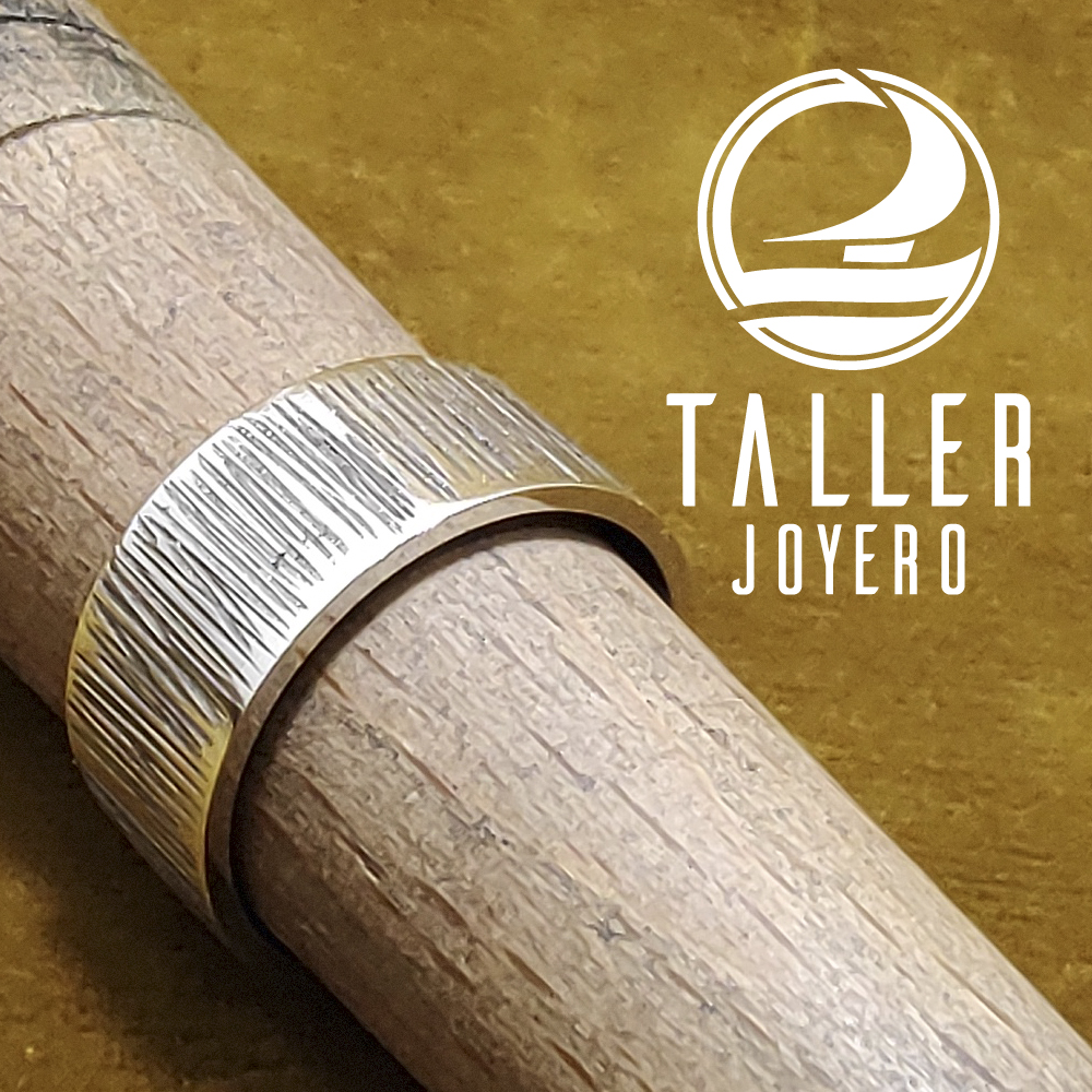 Anillo Hombre Rayado 01 -005 tallerjoyero.cl