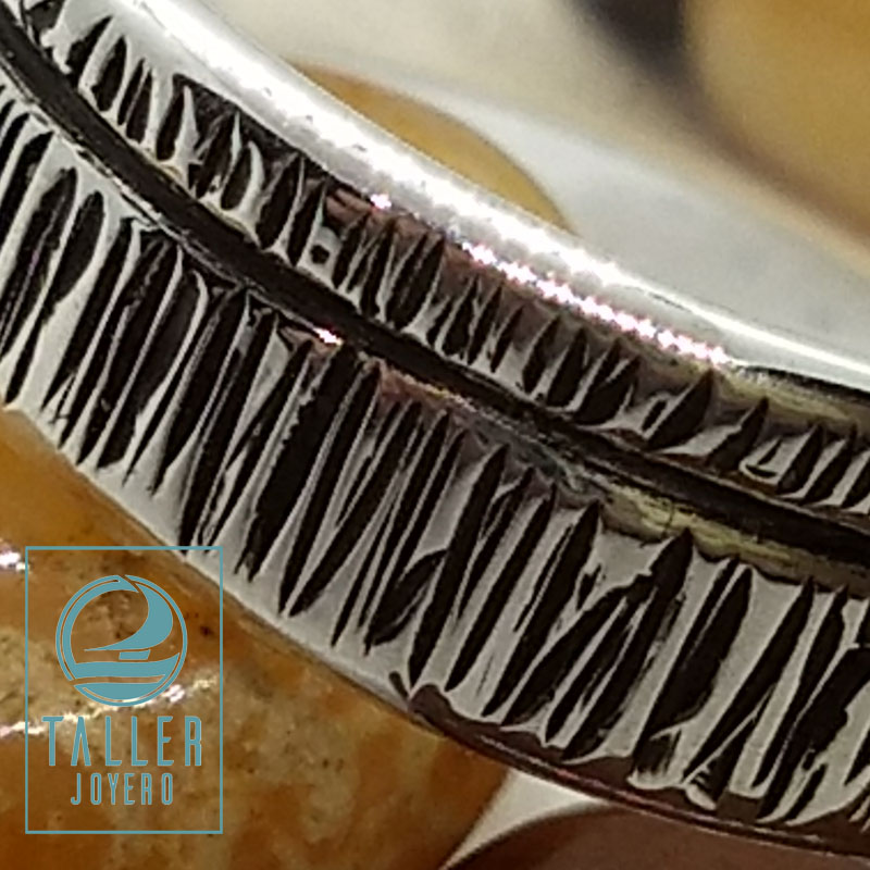 Anillo Hombre Rayado 04 -002 tallerjoyero.cl