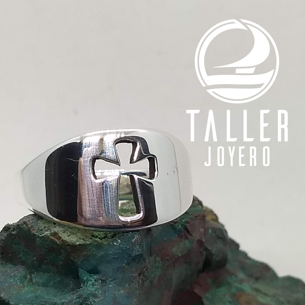 Anillo Diseño Cruz 01 -003 tallerjoyero.cl