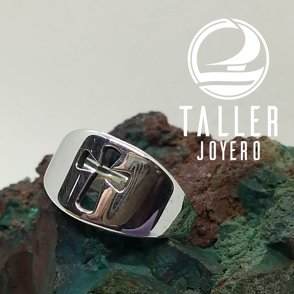 Anillo Diseño Cruz 01 -004 tallerjoyero.cl