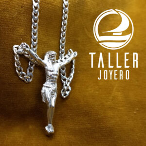 Cristo colgante pectoral 003