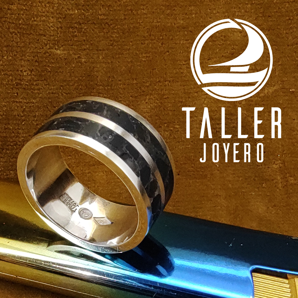 Anillo Grande con Onix 01 -002 tallerjoyero.cl