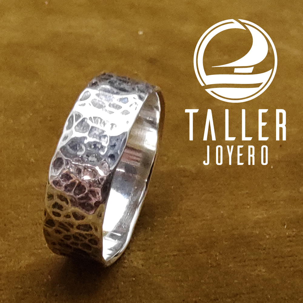 Anillo Hombre Martillado 02 -003 tallerjoyero.cl