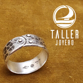 Anillo Hombre Martillado 03 -001 tallerjoyero.cl