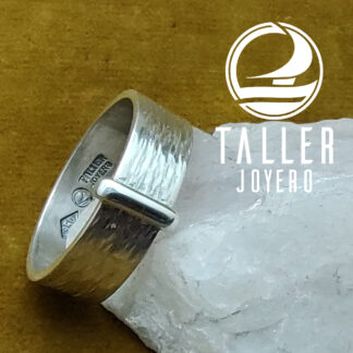 Anillo Hombre Textura 01 -003 tallerjoyero.cl