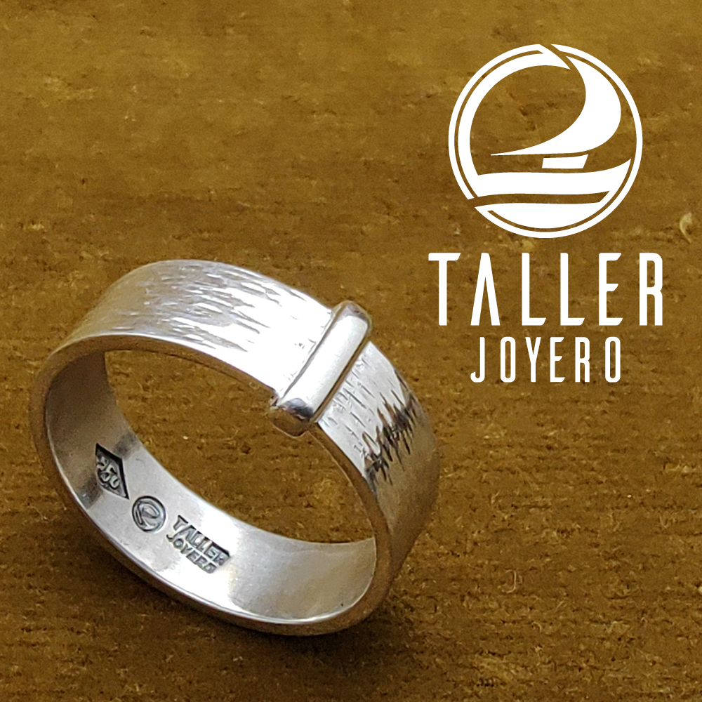 Anillo Hombre Textura 01 -004 tallerjoyero.cl