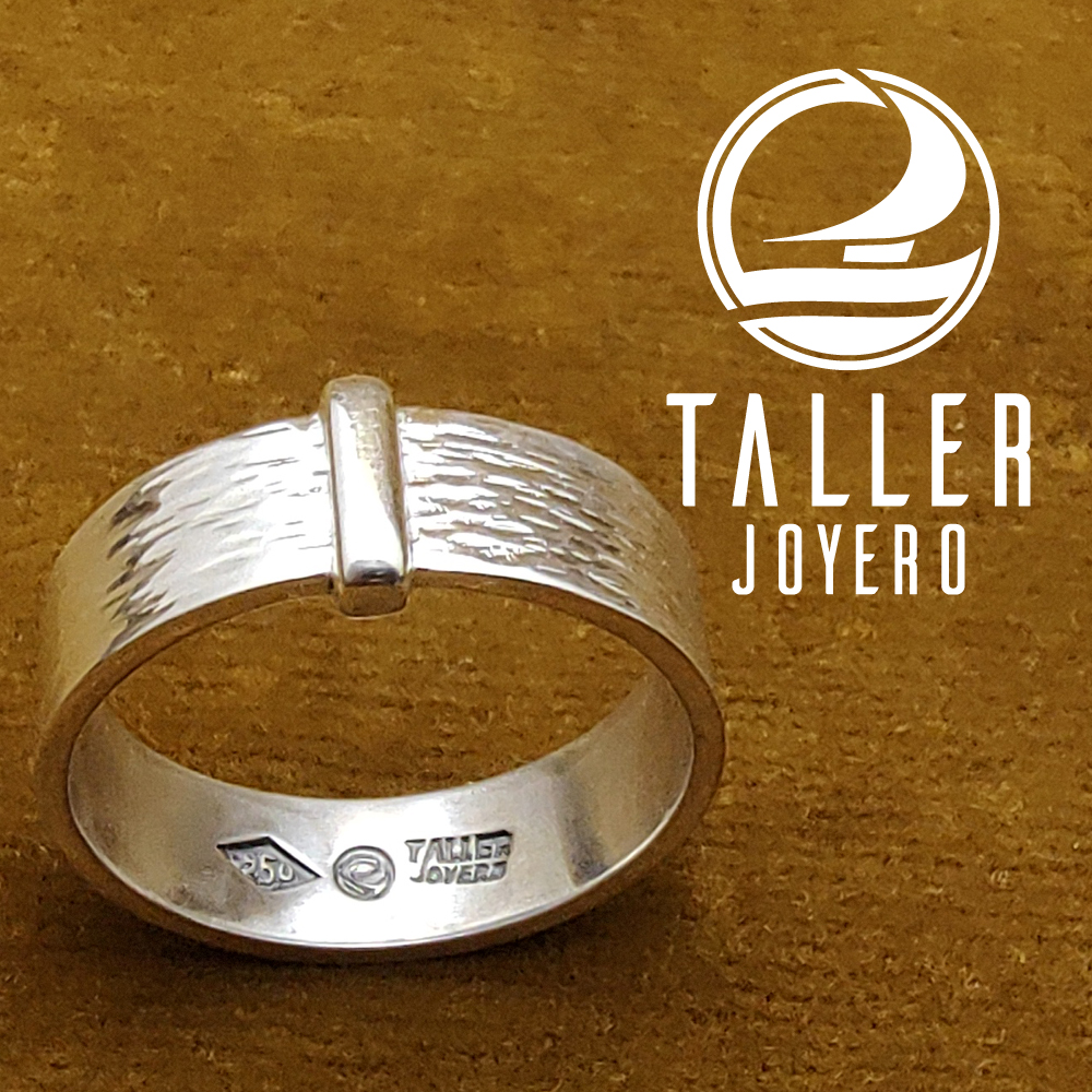 Anillo Hombre Textura 01 -005 tallerjoyero.cl